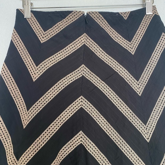 ANN TAYLOR CHEVRON PRINT A-LINE SKIRT SIZE 0 - Picture 5 of 6